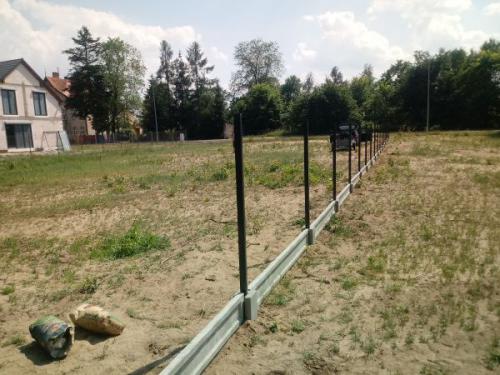 ogrodzenia-ogrodzenie-panelowe-plot-ploty-palisadowe-gabionowe-metalowe-aluminiowe-nowoczesne-slupki-siatka-katowice-poznan-warszawa-pila (3)
