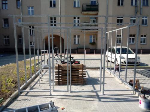 ploty-ogrodzenia-panelowe-betonowe-metalowe-z-siatki-systemowe-srutowane-gabionowe-lupane (17)