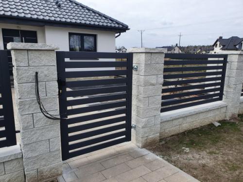 ploty-ogrodzenia-panelowe-betonowe-metalowe-z-siatki-systemowe-srutowane-gabionowe-lupane (244)